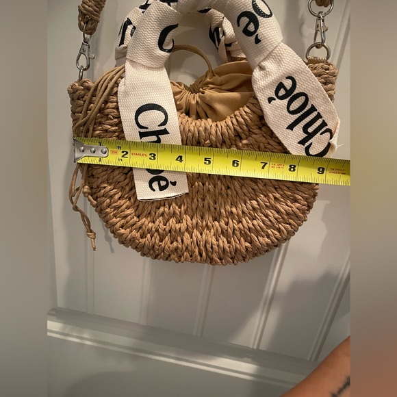 Chic Tan Woven Crossbody Bag with White Handles - Picture 7 of 8